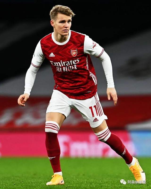 巴媒：米兰已表达对乌戈-索萨的兴趣，科林蒂安正在等待报价（巴媒：AC米兰有意乌戈-索萨，科林蒂安静候报价）