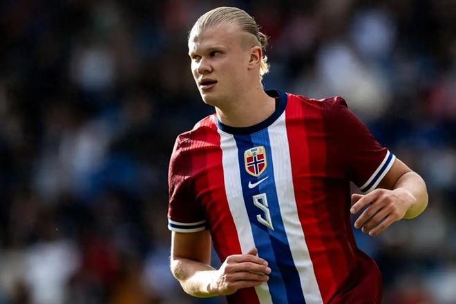 王曼昱横扫华裔名将，王楚钦11-4降维打击，国乒8-0韩国豪取5连胜（王曼昱横扫华裔劲敌，王楚钦11-4统治全场，国乒8-0韩国豪取五连胜）