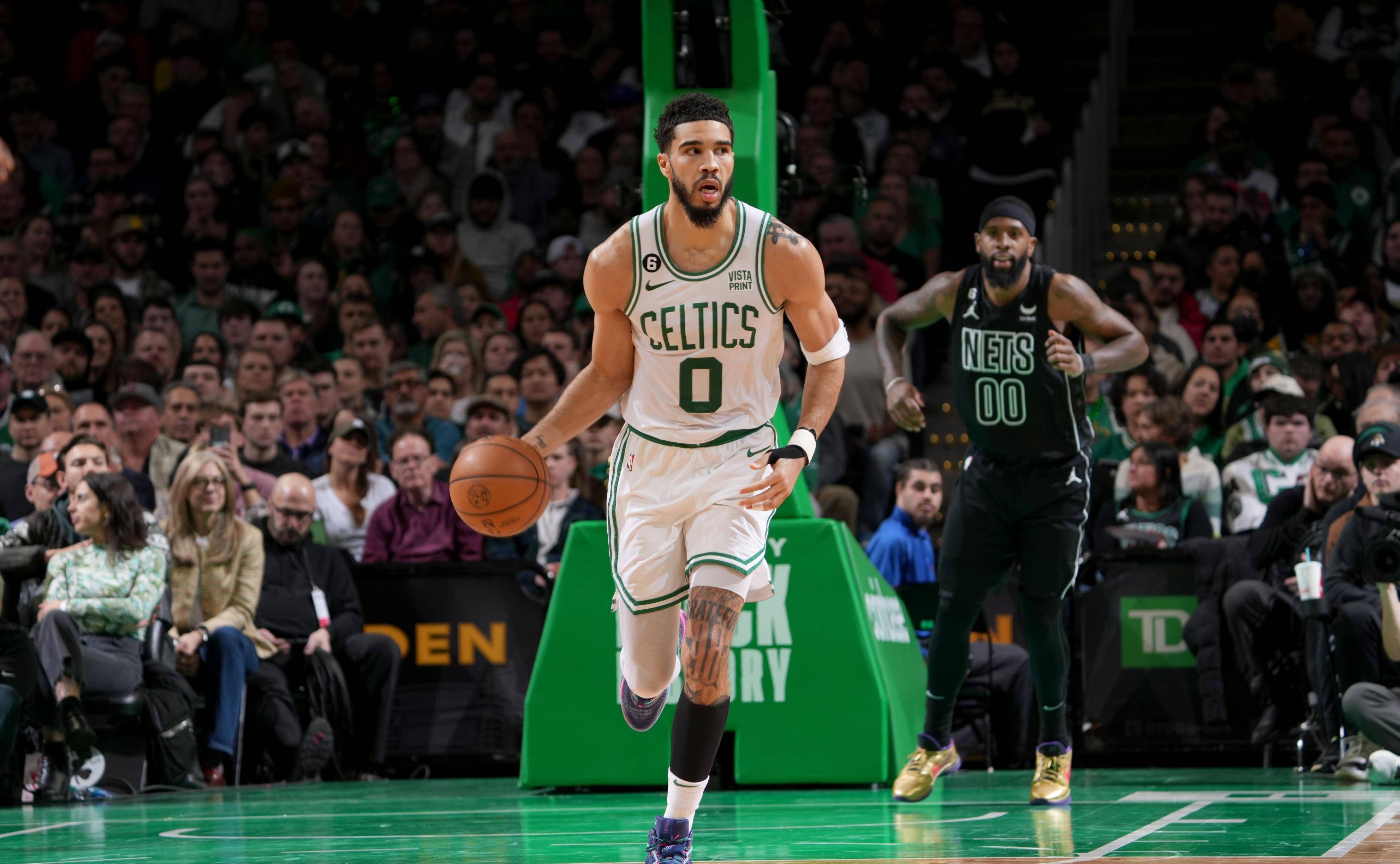 哈登暴走夜！单节27分+全场55分，快船终结连败全靠他一人扛（哈登火力全开：单节27分、全场55分，独扛快船止连败）