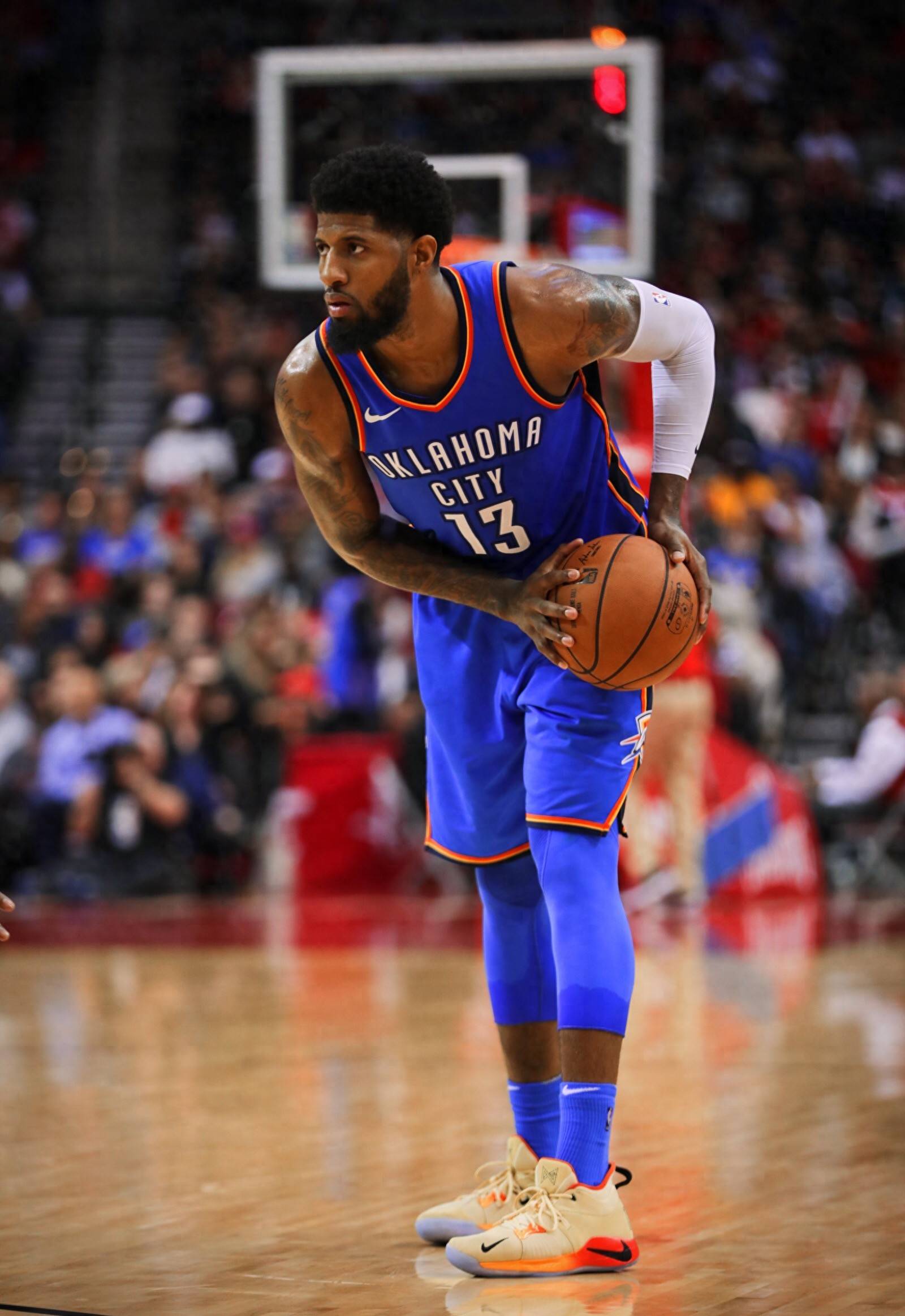 共和报：米兰正考虑冬窗签回41岁的蒂亚戈-席尔瓦（共和报：米兰考虑冬窗重签41岁蒂亚戈-席尔瓦）