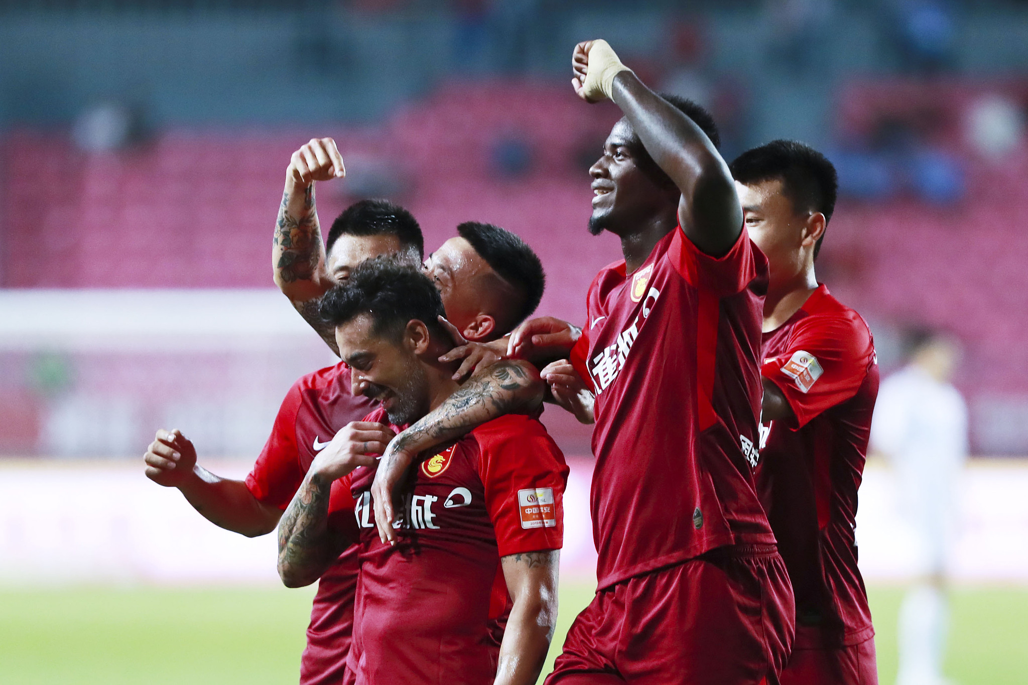 官方：葡萄牙门将若泽-萨因祖父去世离队，布拉加门将卡瓦略入替（官方：若泽-萨因祖父离世暂离葡萄牙队，布拉加门将卡瓦略递补入选）