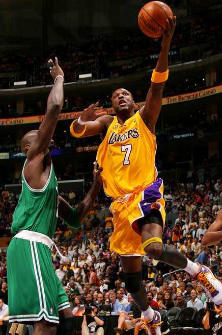 精彩，皇马女足前锋琳达-凯塞多打入一记马拉多纳式进球（惊艳！皇马女足前锋琳达-凯塞多上演马拉多纳式破门）