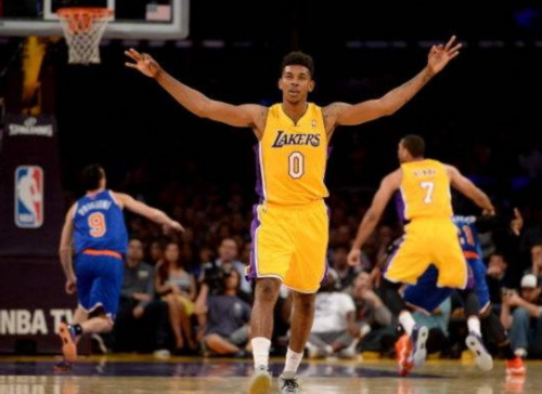 海港今日进行训练，加布里埃尔回归球场（海港今日训练，加布里埃尔重返赛场）