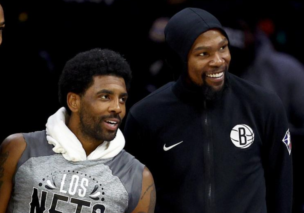 英超焦点战：纽卡斯尔联VS伯恩利 赛前全方位解析与比分前瞻（英超重磅对决：纽卡斯尔联vs伯恩利 赛前深度解读与比分预测）