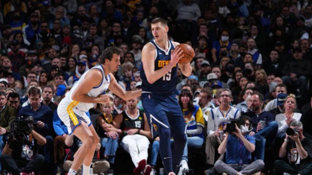 每体：拉波尔塔表示与梅西关系正常，这种关系实际上不存在（每体：拉波尔塔称与梅西关系正常，实则无此关系）